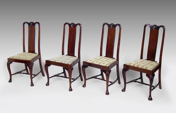 SET OF 4 MAHOGANY QUEEN ANNE STYLE