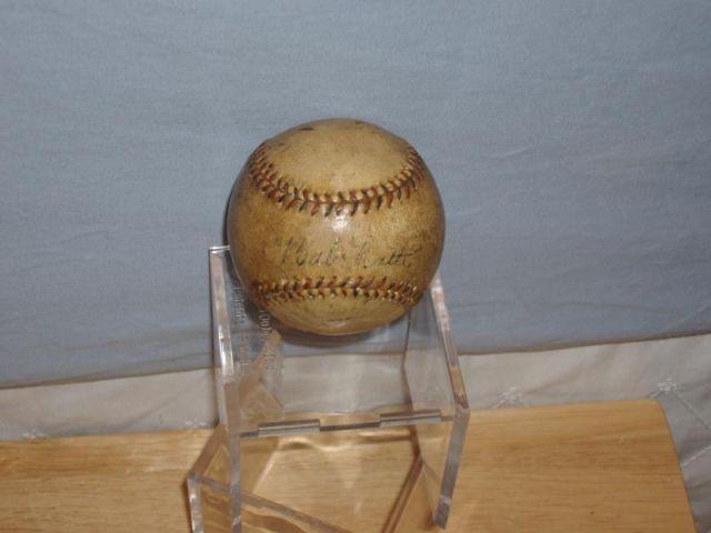 Signed Babe Ruth Baseball in Case baeec