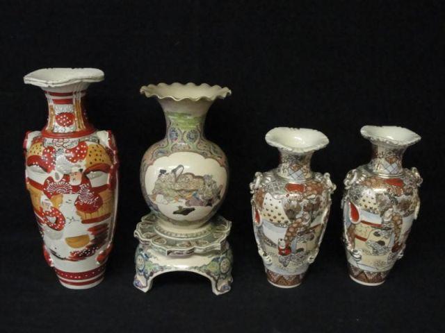 Lot of 4 Porcelain Urns One on bb648