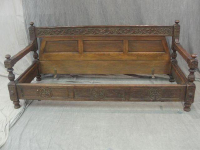 18th 19th Cent Tudor Style Daybed  bcb54