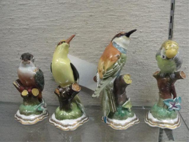 4 Porcelain Birds. Unsigned. Dimensions: