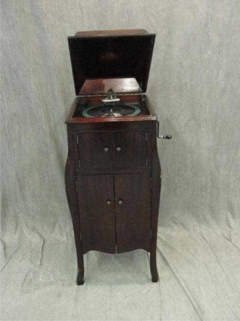 Victrola From a White Plains home  bd2a3