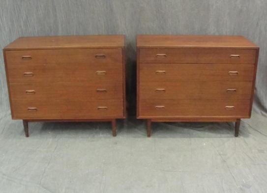 Pair of Midcentury Bachelors Chests  bd2ec