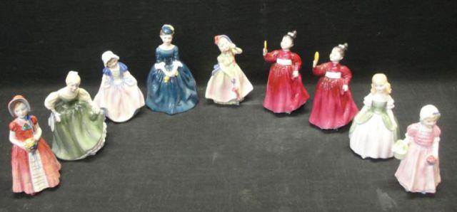 ROYAL DOULTON. 9 Figurines. Girls in