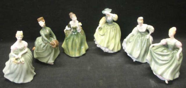 ROYAL DOULTON. 6 Figurines. Ladies