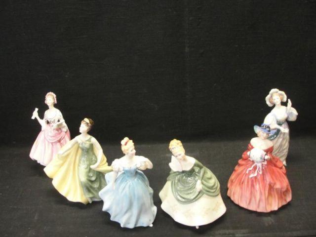 ROYAL DOULTON. 6 Figurines. Ladies