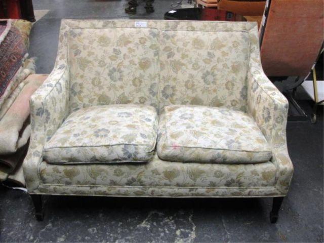 Georgian Style Upholstered Loveseat bdd69