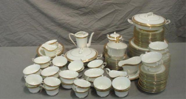 Large Lot of ROYAL WORCESTER Porcelain  bde26