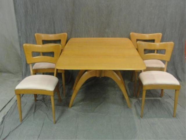 HEYWOOD WAKEFIELD Table & 4 Chairs.