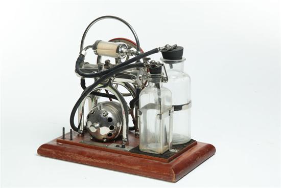 MEDICAL PUMP American late 19th early 1090bb