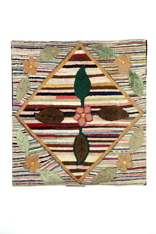 HOOKED RUG American early 20th 1092e4