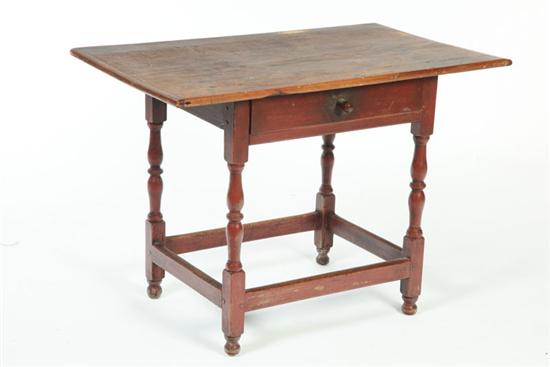 QUEEN ANNE TAVERN TABLE American 109371