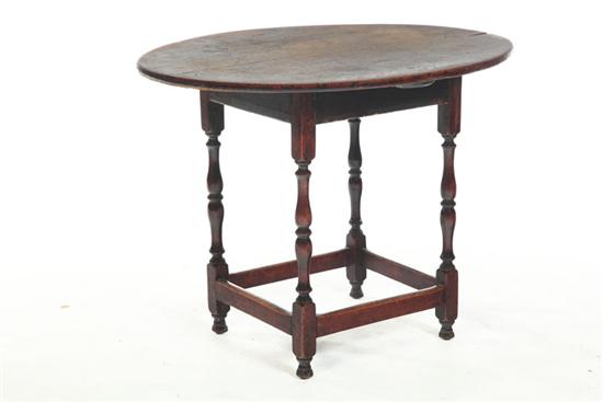 QUEEN ANNE TAVERN TABLE American 109381