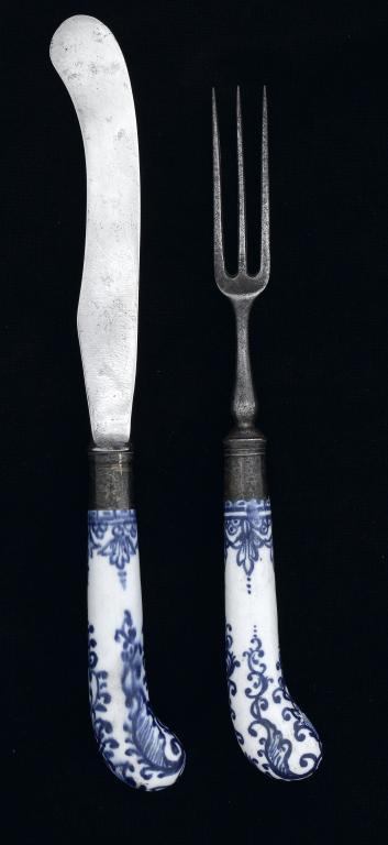 A DERBY PISTOL-HAFTED STEEL KNIFE