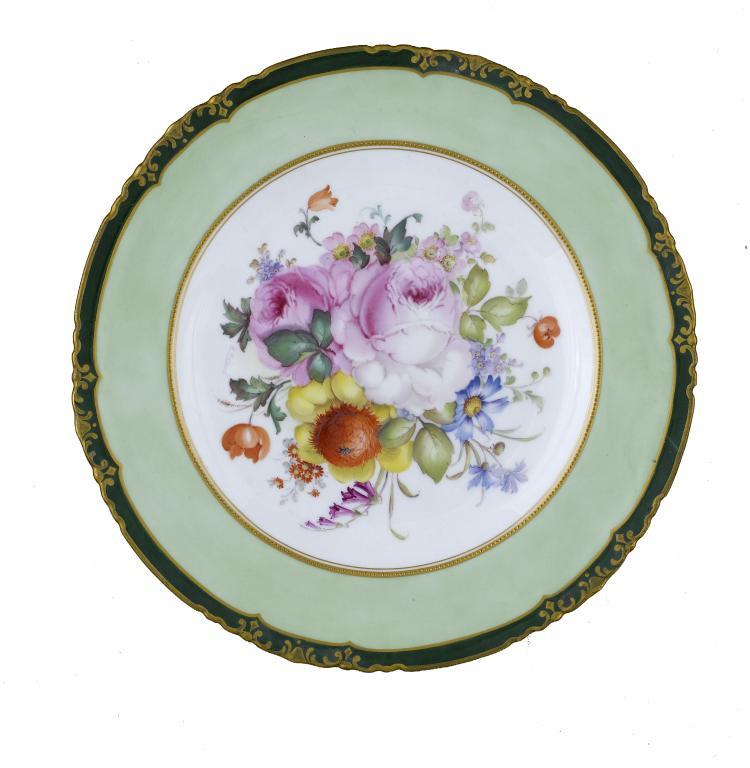 A ROYAL CROWN DERBY APPLE GREEN 109458