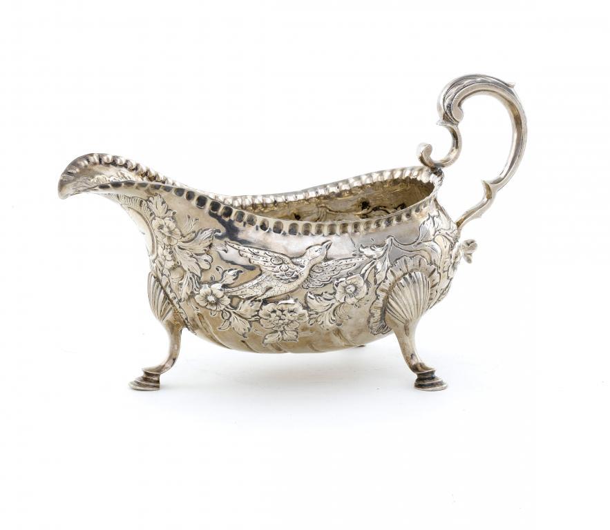 AN IRISH GEORGE III SAUCE BOAT
with