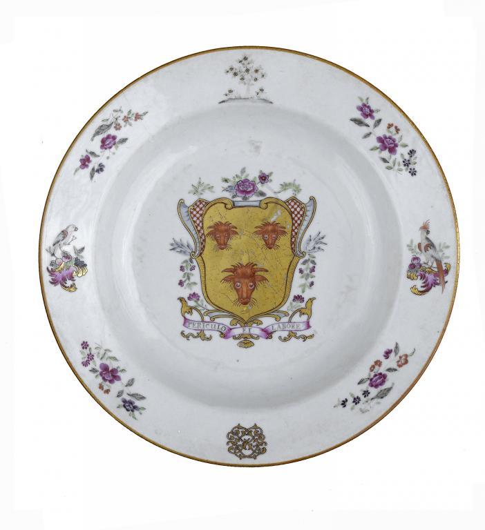 A CHINESE PORCELAIN ARMORIAL SOUP