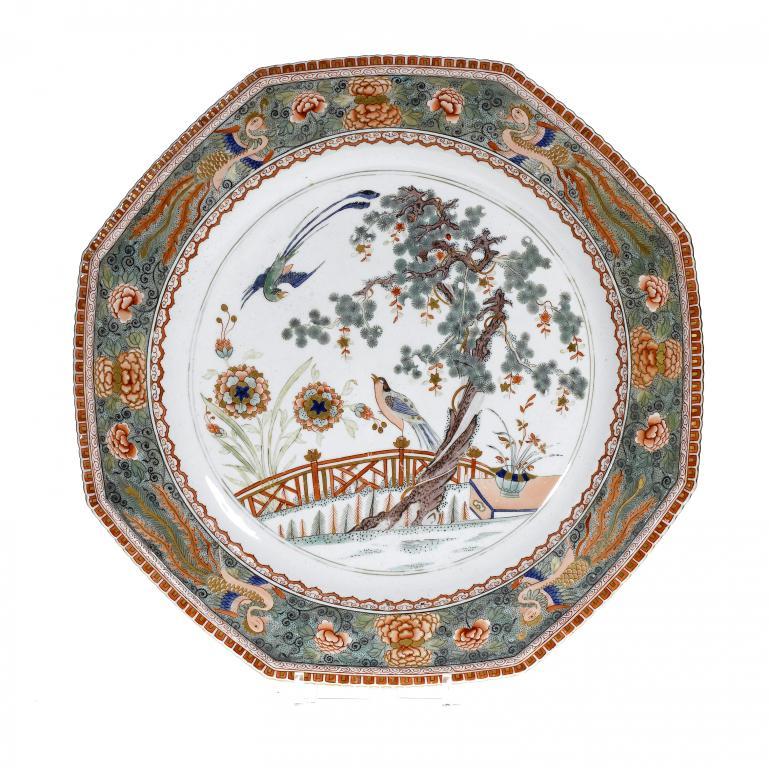 A DERBY OCTAGONAL DISH OF EXCEPTIONAL