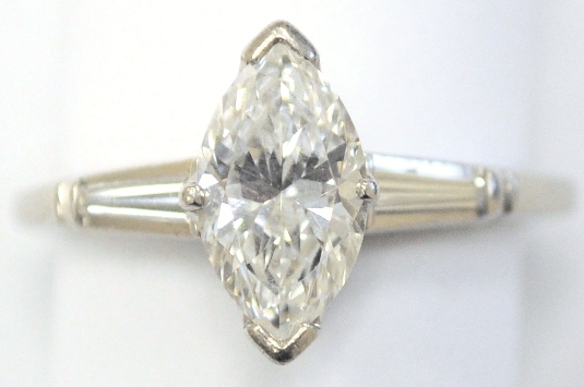 JEWELRY: Diamond Engagement Ring