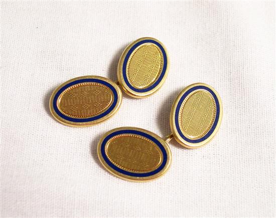 JEWELRY: Pair of Oval Cuff Links