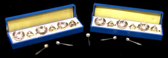 Boxed set of six 950 silver open salts