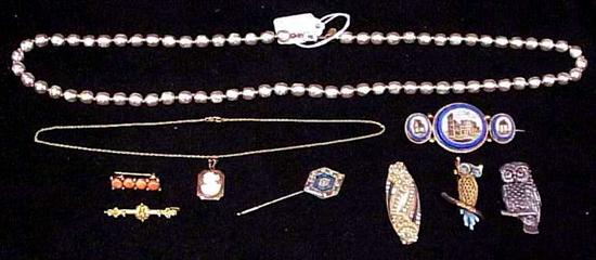 JEWELRY Strand of Miriam Haskell 109a8c