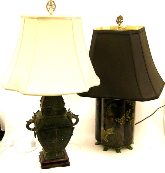 Two Oriental design lamps one 109ae4
