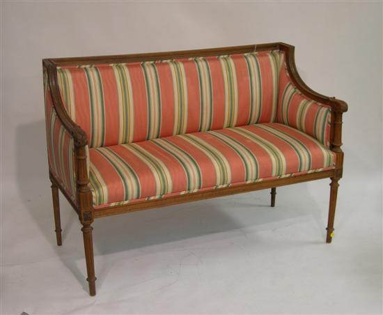 French style settee with beadwork 109d3c