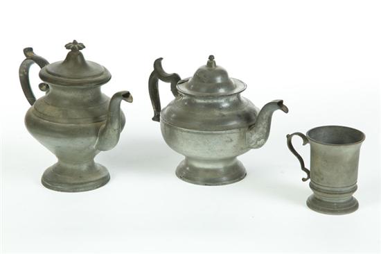 THREE PIECES OF PEWTER Nineteenth 10b1e5