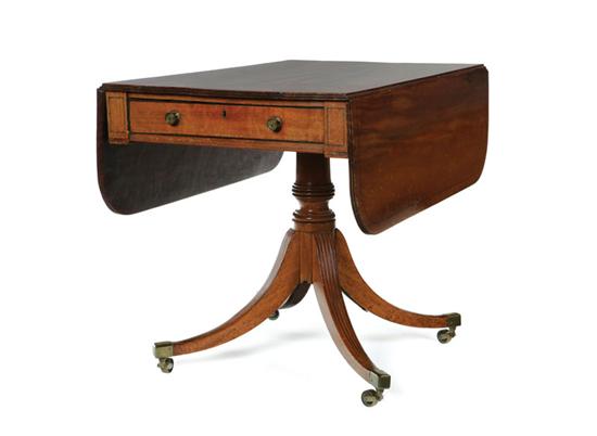 REGENCY DROP LEAF TABLE English 10b304