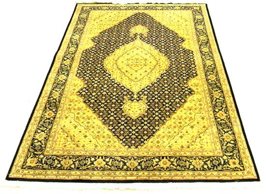 Modern Kirman pattern Persian carpet 10c2f9