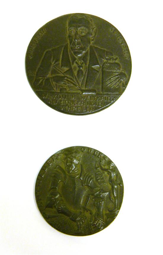 Two German War Medals 1916 Karl 10c3b0