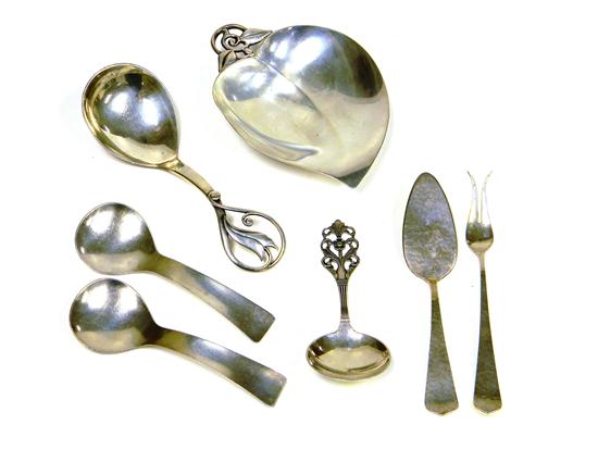 SILVER seven pieces including  10c4b9