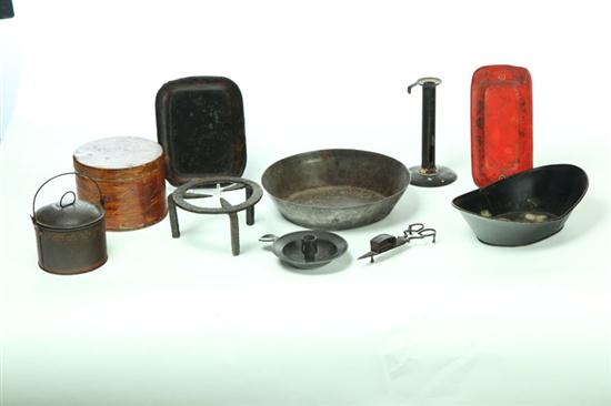 TEN PIECES OF TOLE AND METALWARE.