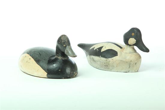 TWO DECOYS American 20th century 10a8d6