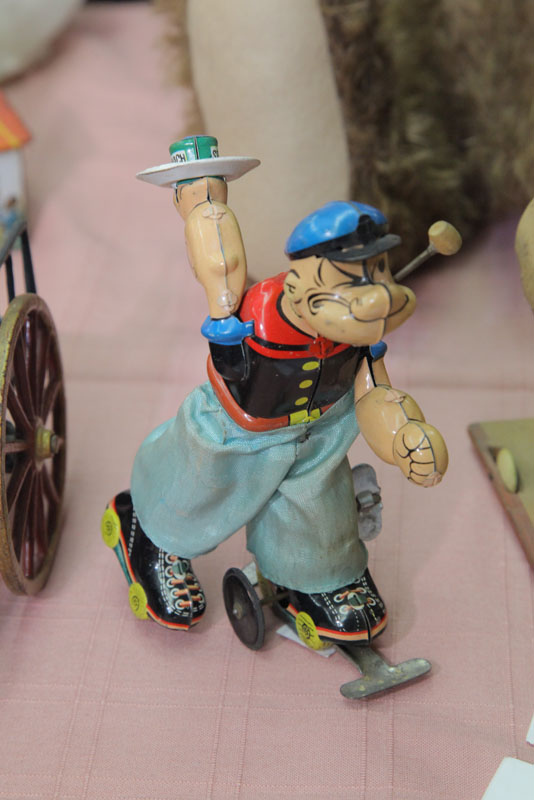 LITHOGRAPHED TIN MECHANICAL POPEYE ROLLER