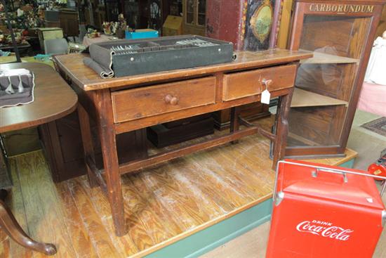 WORK TABLE. Pine with a single