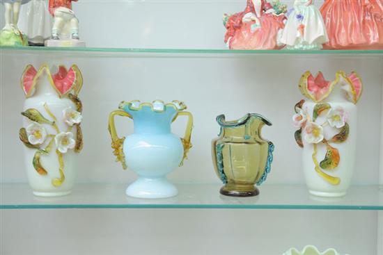 GROUP OF FOUR VICTORIAN ART GLASS 10ad1f