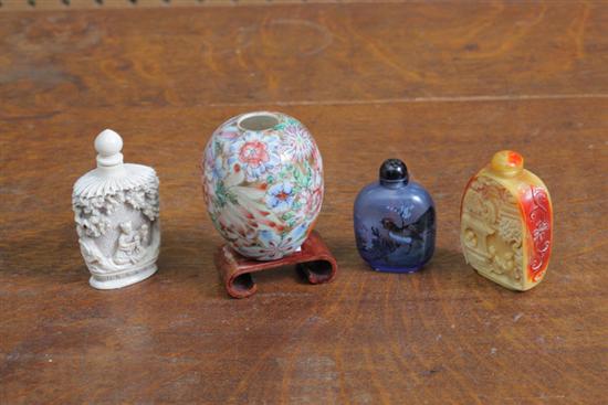 FOUR ASIAN ITEMS Three snuff bottles 10ad6e