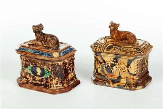 TWO COVERED BOXES England mid 10b102