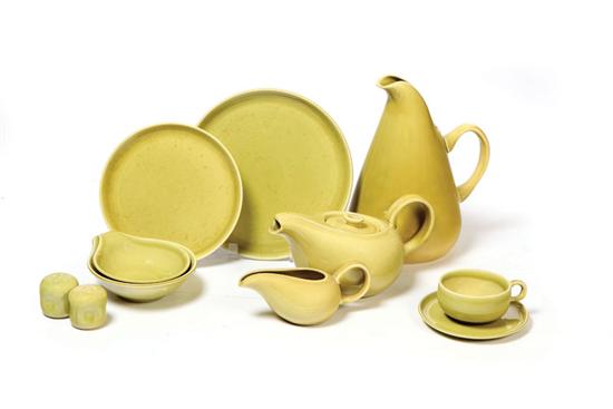 SET OF RUSSEL WRIGHT CHINA Chartreuse 10e570