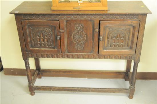 Continental style oak cabinet with 10ecba