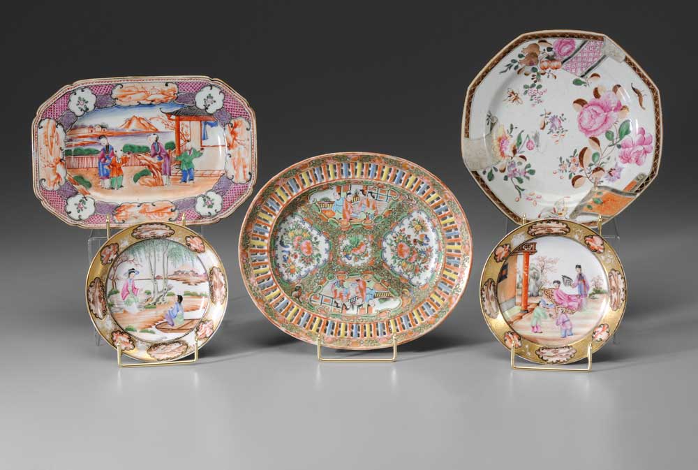 Five Chinese Export Porcelain Dishes