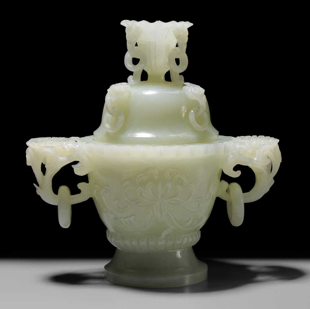 Lidded Jade Censer Chinese pale 10ee8c