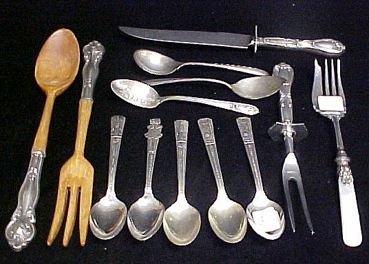 Sterling including: serving pieces 