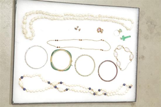 GROUP OF JEWELRY. Group includes