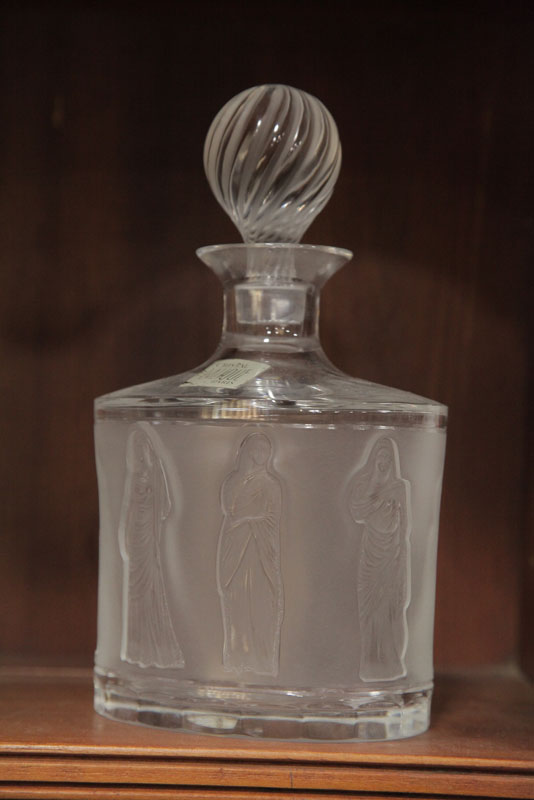 LALIQUE DECANTER. Stoppered decanter