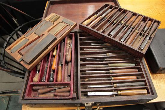 SET OF WOOD CARVING TOOLS. Wonderful