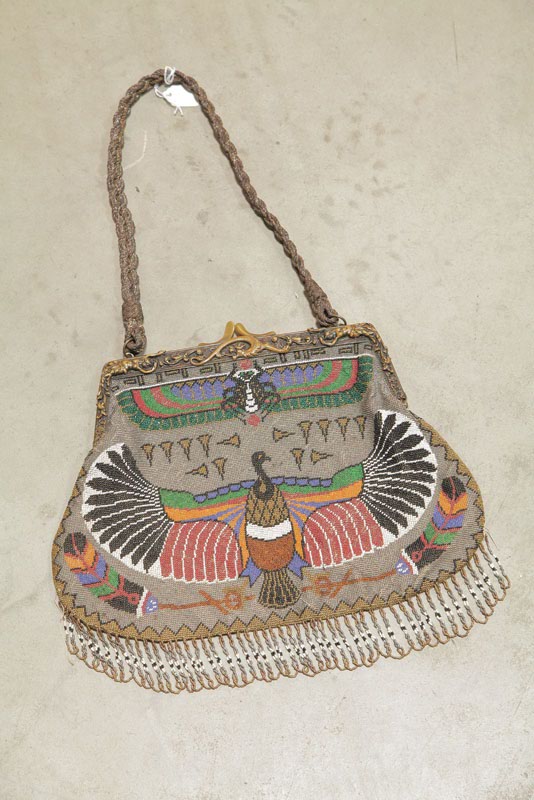 BEADED PURSE Probably French  1103e7