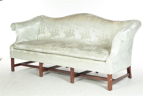 CHIPPENDALE STYLE SOFA Pennsylvania 110452